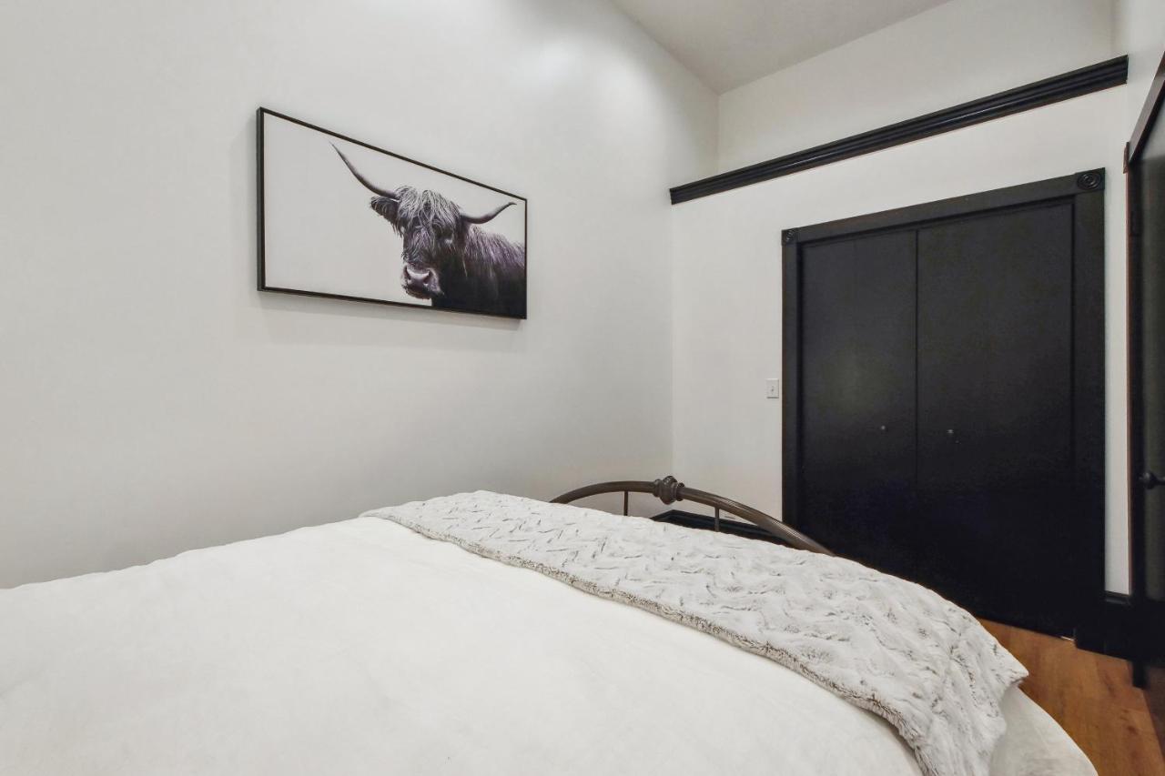 Sleek Millersburg Apartment In Downtown! Zewnętrze zdjęcie